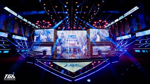 光连天上的 光连天上的