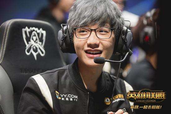 他们中有些 他们中有些