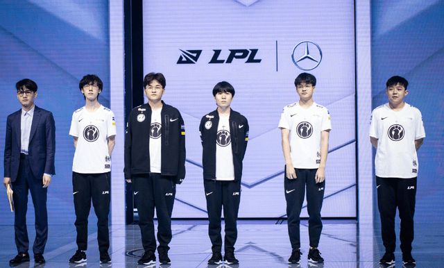 通过对场上 通过对场上