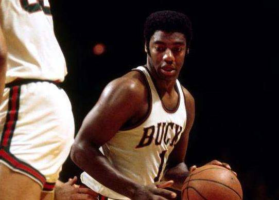 他上演了梅 他上演了梅