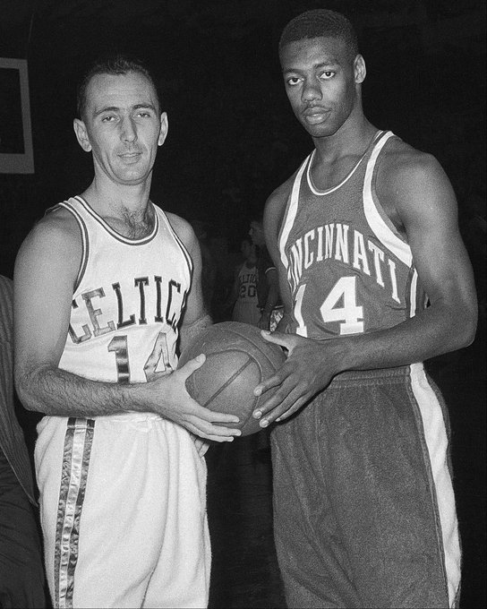 几场联赛中 几场联赛中